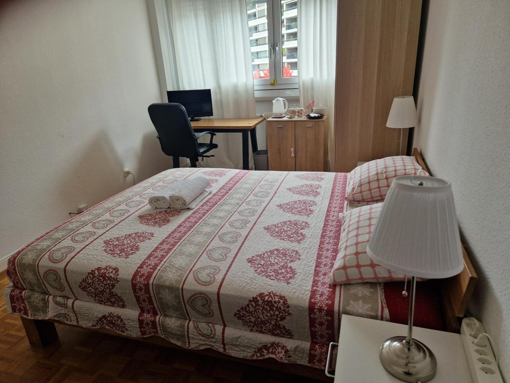 Séjour chez l'habitant In Shared *